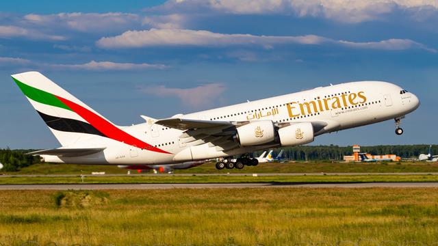 A6-EDQ:Airbus A380-800:Emirates Airline